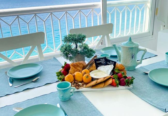 Ferienwohnung in Benidorm - Suite on the Beach First Line Ferienwohnung in Benidorm - Suite on the Beach First Line