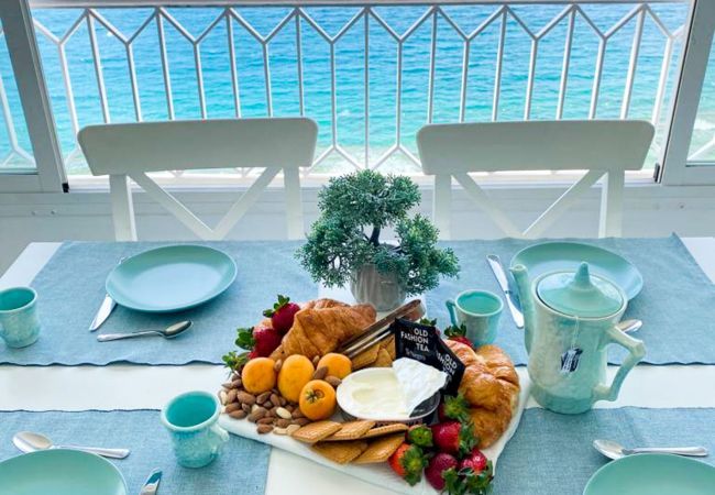 Ferienwohnung in Benidorm - Suite on the Beach First Line Ferienwohnung in Benidorm - Suite on the Beach First Line