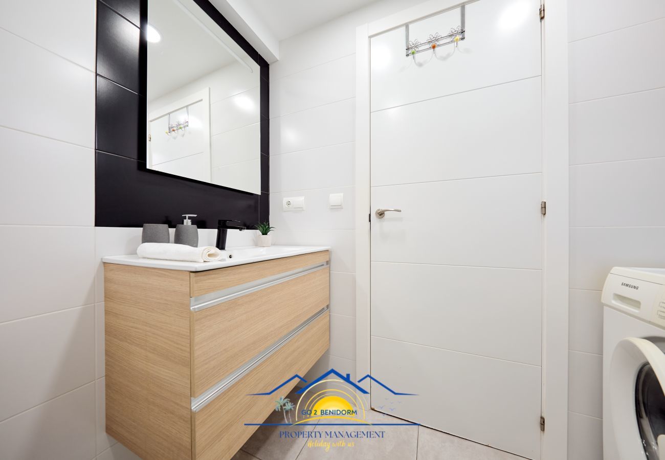 Ferienwohnung in Benidorm - Doro Seaview Apartment
