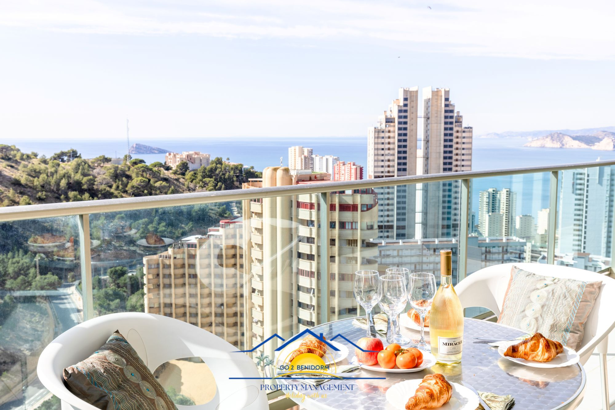 à Benidorm - Palma Lugano  à Benidorm - Palma Lugano