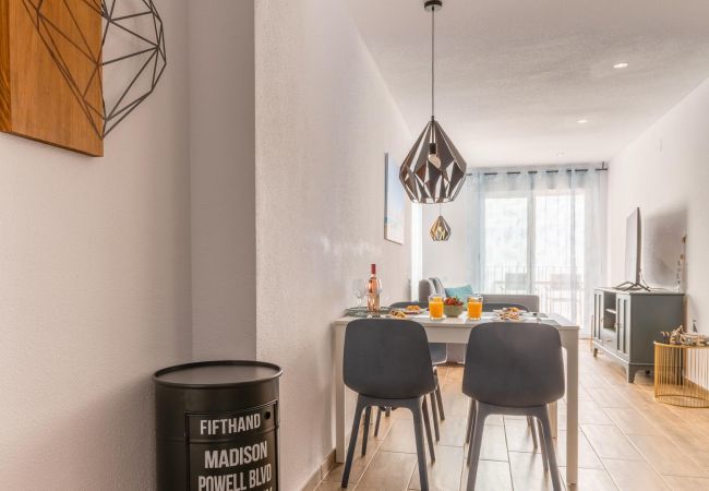 Apartment in Benidorm - Zoé’s Seaview Home
