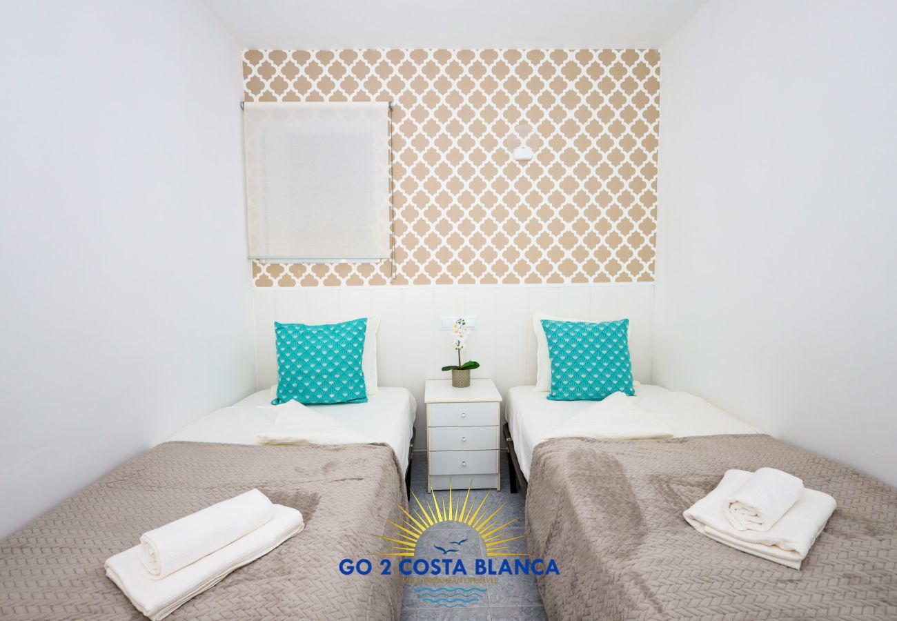 Apartment in Benidorm - Suite on the Beach First Line
