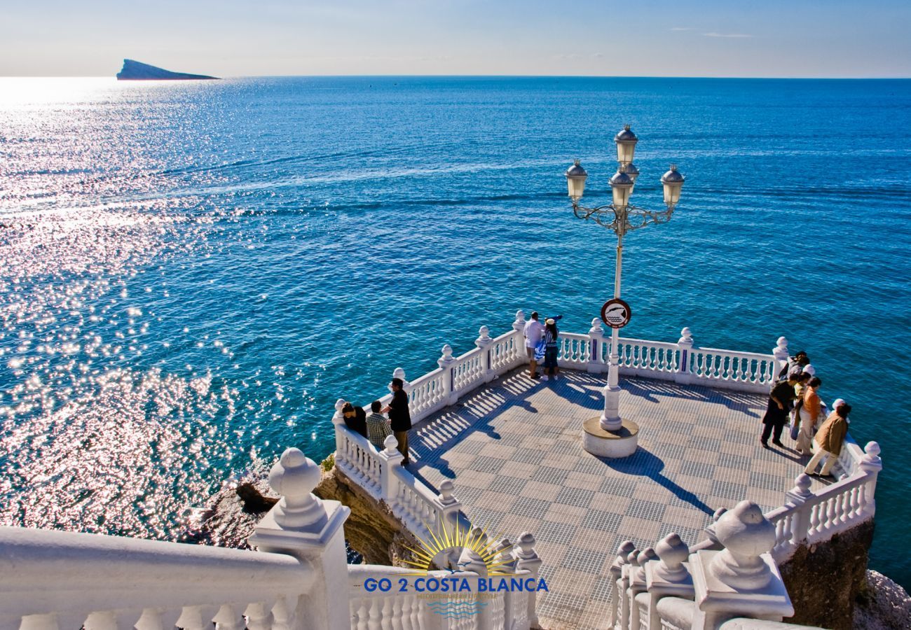Apartment in Benidorm - Suite on the Beach First Line