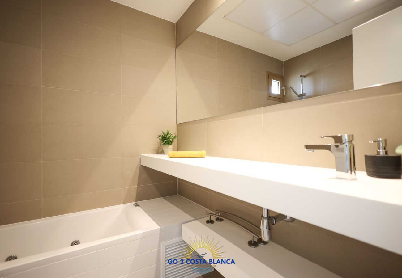 Apartment in Benidorm - Intempo Golden Magic Sky Resort & Spa