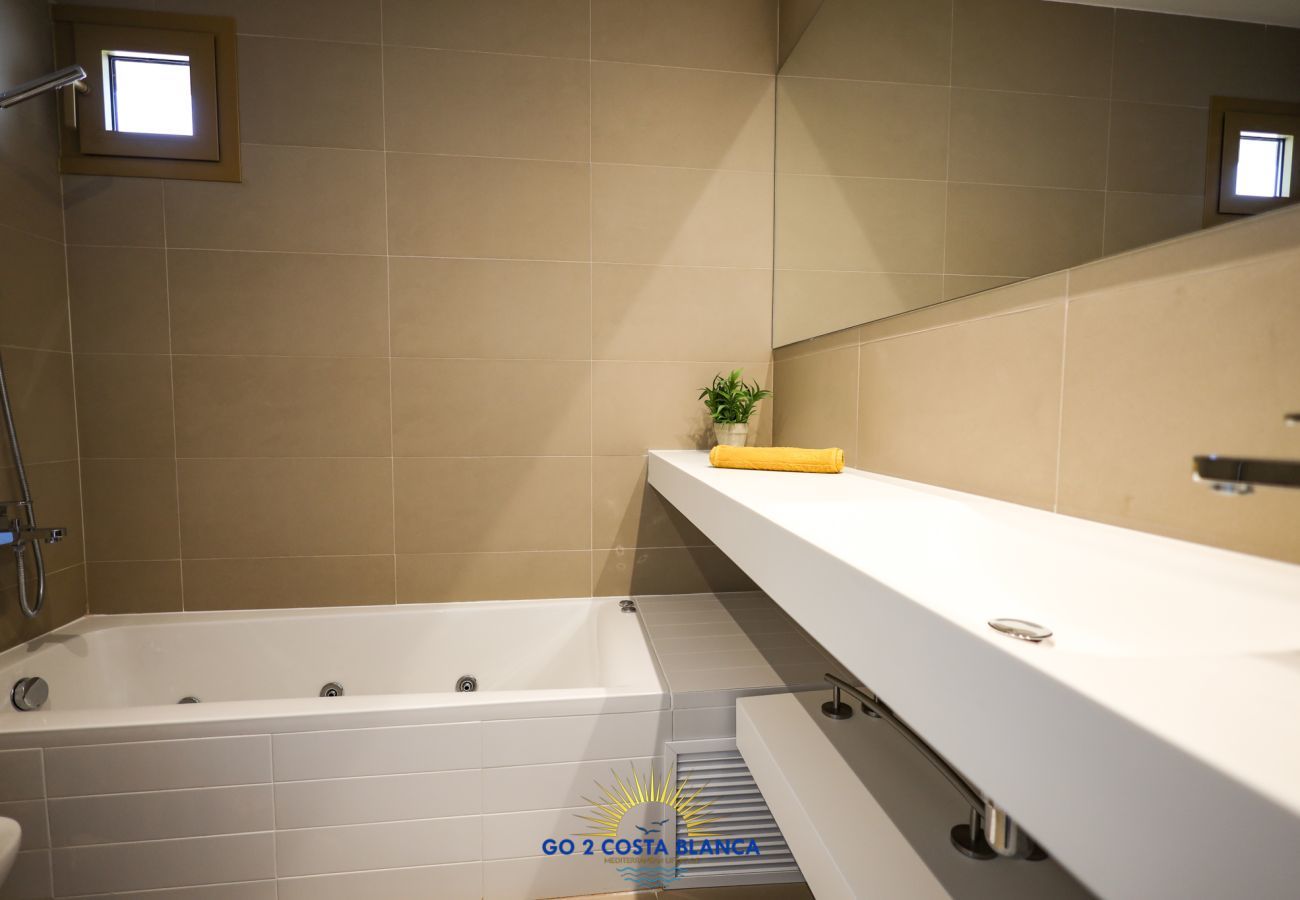 Apartment in Benidorm - Intempo Golden Magic Sky Resort & Spa