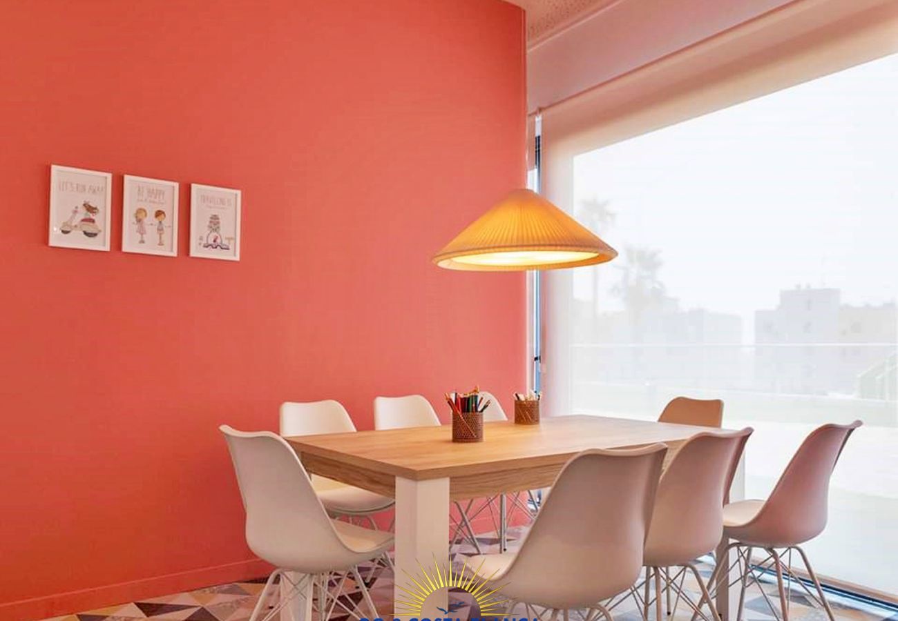 Apartment in Benidorm - Sunset Cliffs Seaside Heaven