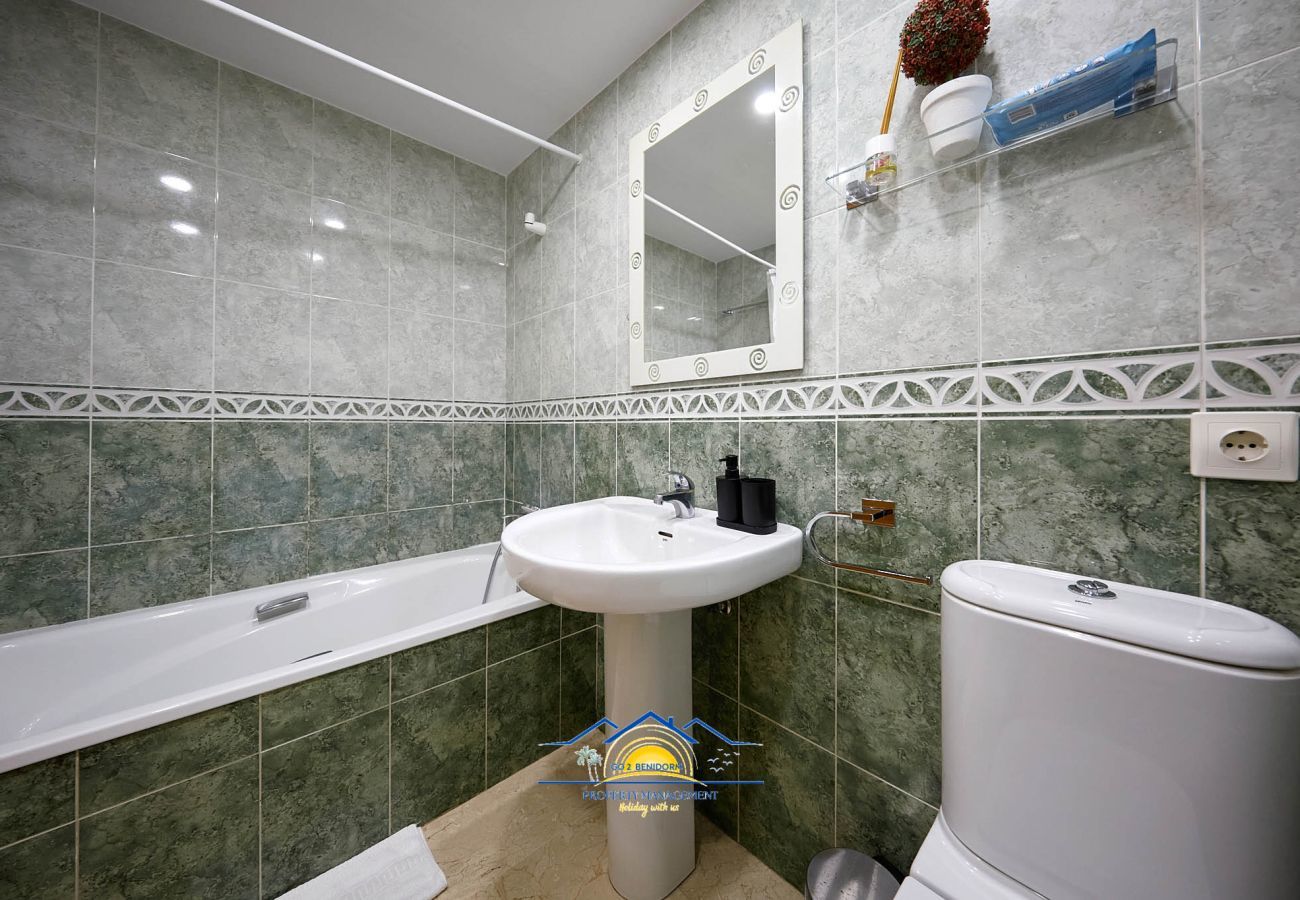 Apartment in Benidorm - Valentine SeaView