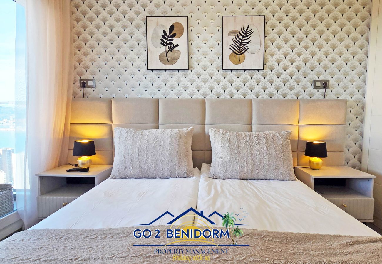 Apartment in Benidorm - Seaview Home Deluxe