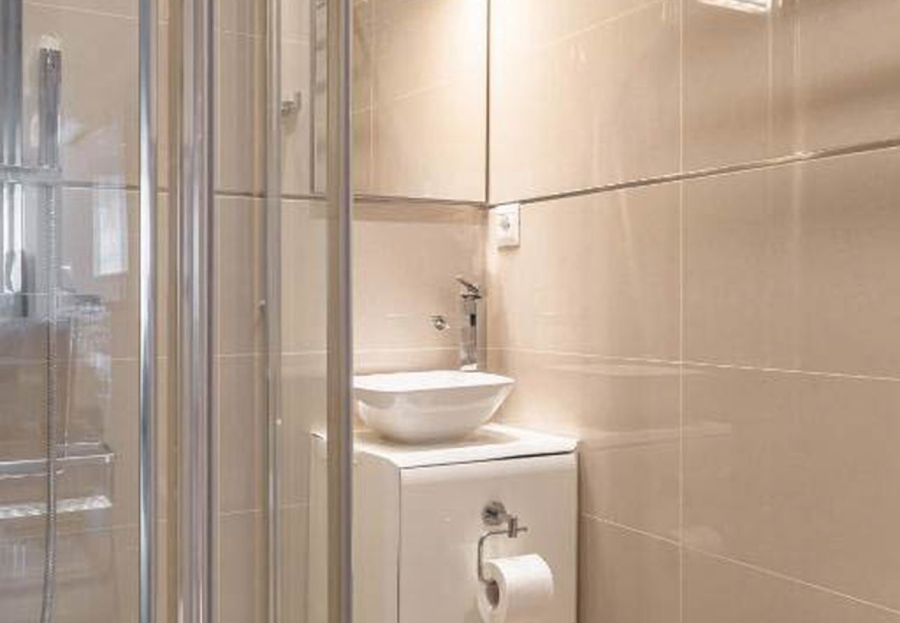 Apartment in Benidorm - Halcon Sea Breeze