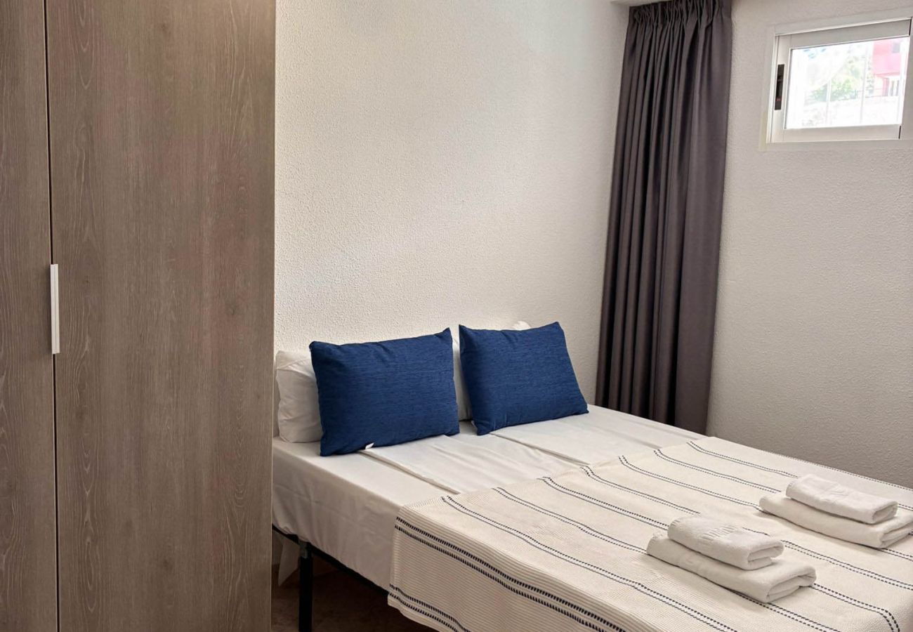 Apartment in Benidorm - Halcon Seven Beach